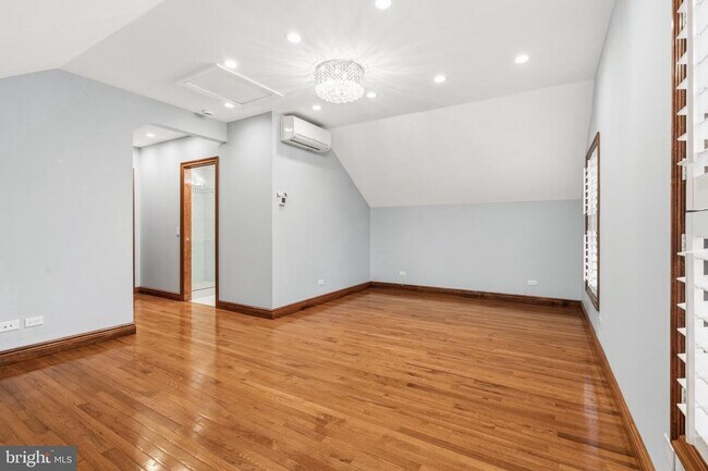 Building Photo - 5138 12th St S
