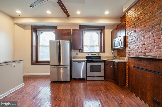 Foto del edificio - 833 N 63rd St