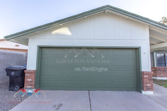 Foto del edificio - 3749 E Hopi Ave