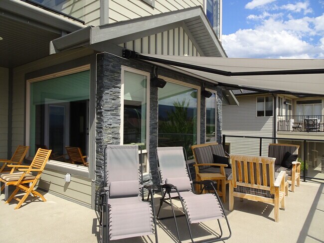 Photo du bâtiment - 1384 Feedham Ave