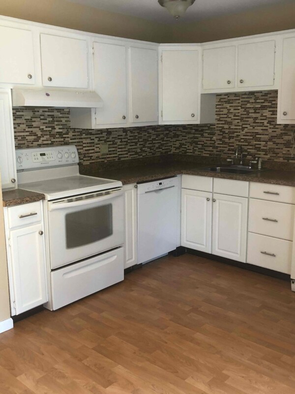 Building Photo - 2508 Foxchase Ct W