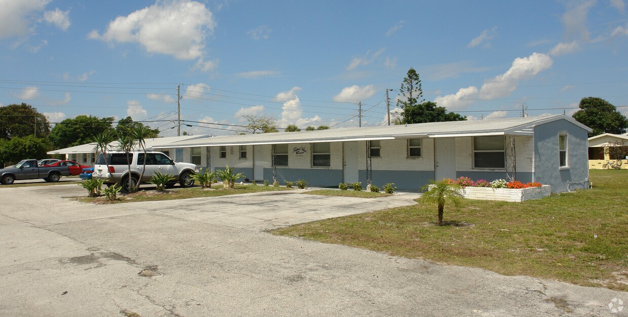 Primary Photo - Tropical Villas