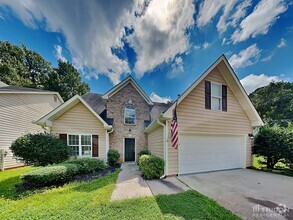 Building Photo - 350 Valley View Dr