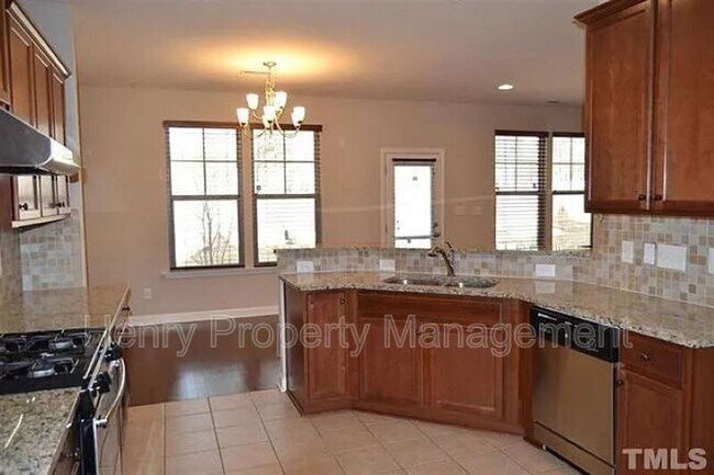 Foto del edificio - 856 Bay Bouquet Ln