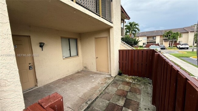 Foto del edificio - 7901 Southgate Blvd