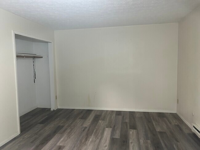Foto del edificio - 14264 Prospect Rd