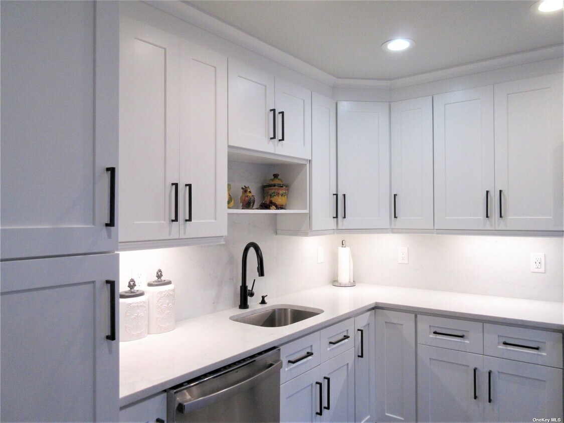 Foto principal - 29 Springwood Dr