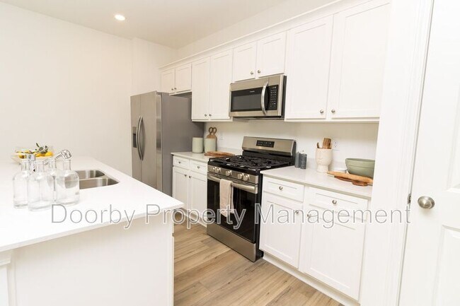 Foto del edificio - 114 Saddlebred Wy