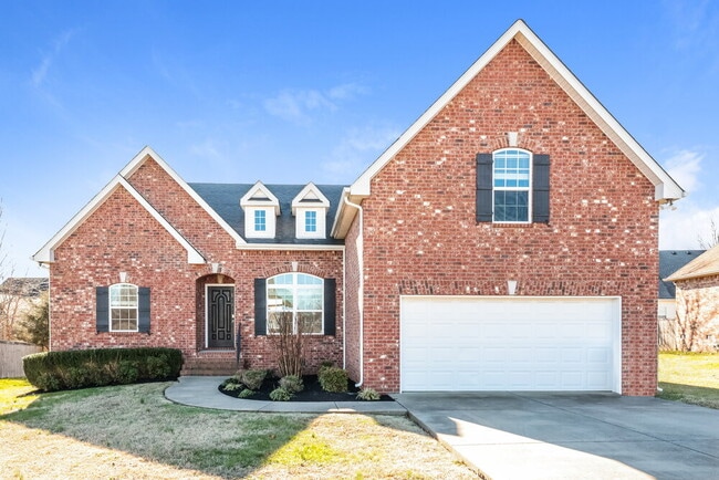 Building Photo - 1802 Walking Dr