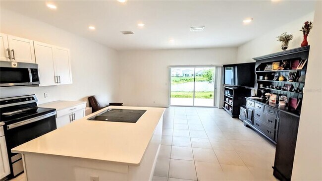 Foto del edificio - 5686 Archipelago St
