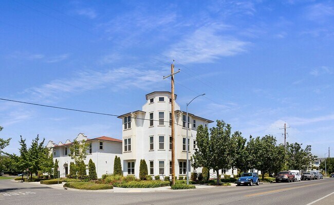 Foto del edificio - 2 Bedroom, 1 Bath Available!