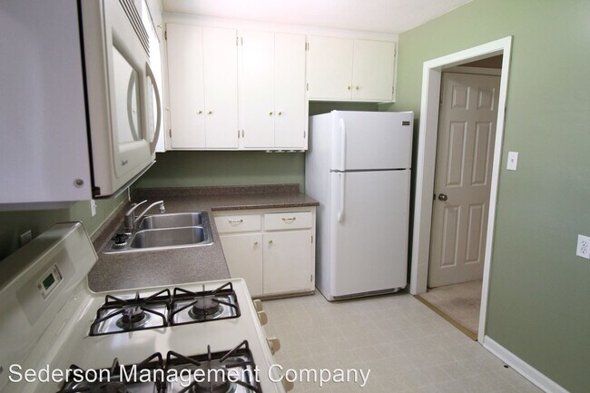 Foto del edificio - 2 br, 2 bath House - 7910 W. 85TH STREET