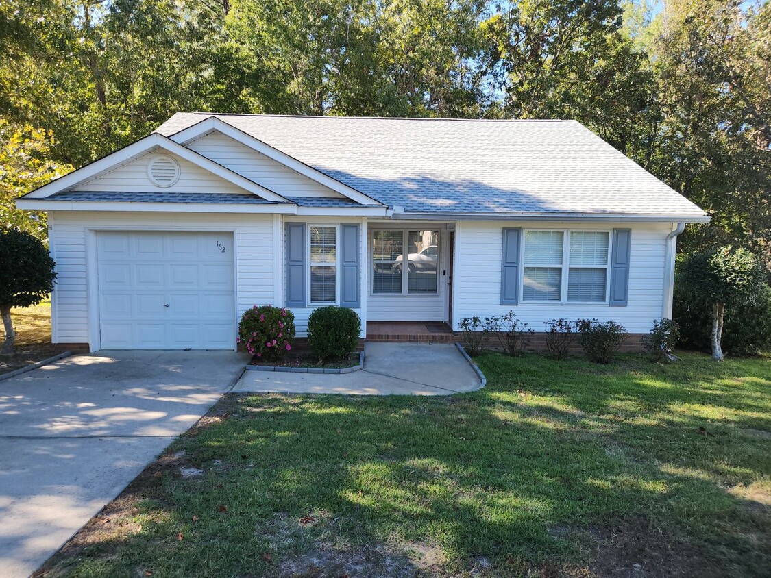 Foto principal - Lovley 3 Bedroom 2 Bath Located in Irmo