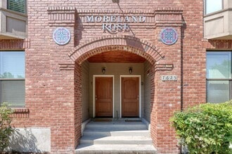 Building Photo - 7625 SE Milwaukie Ave