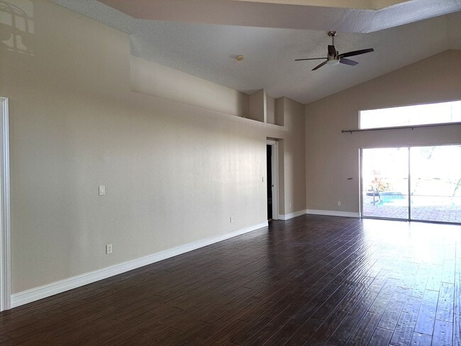 Foto del edificio - Pool Home in Oak Valley