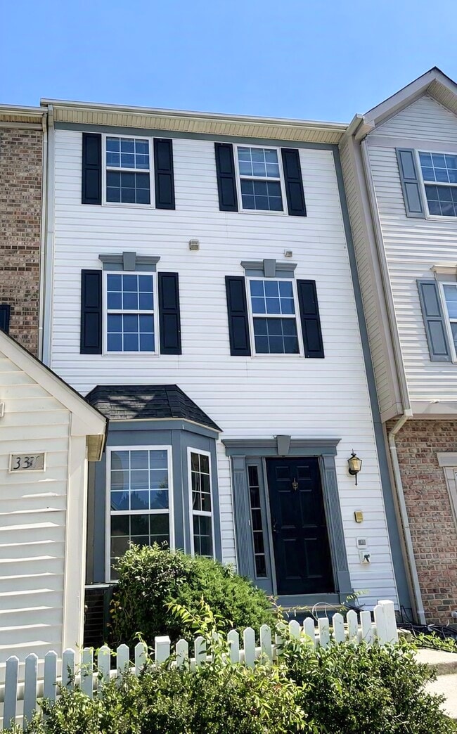 Building Photo - 331 Assembly Point Ct