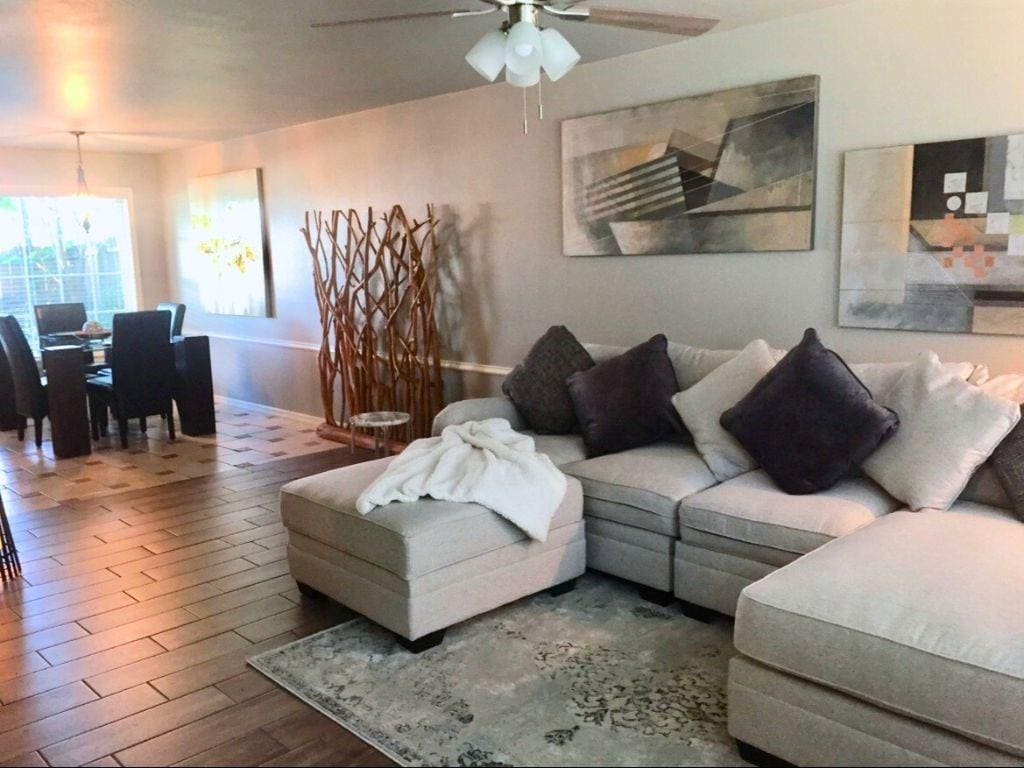 Foto principal - 1364 E Masonic Dr