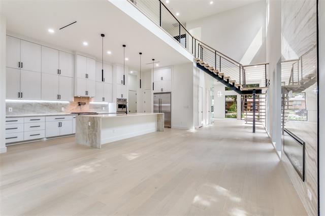 Foto del edificio - 4218 Bonham St