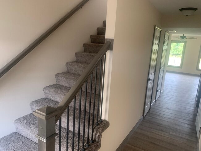 Building Photo - 3617 Justine Drive