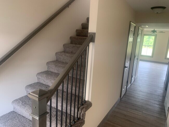 Foto del edificio - 3617 Justine Drive