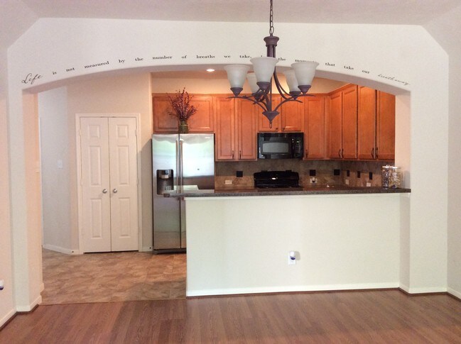 Building Photo - 13031 Iris Garden Ln