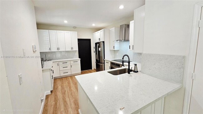 Building Photo - 1877 Salerno Cir