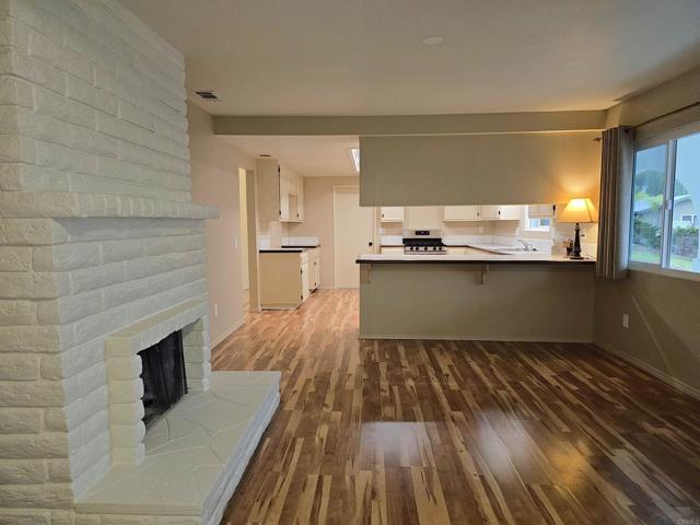 Foto del edificio - 1505 Surrey Ct