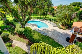 Building Photo - 103 Yacht Club Way