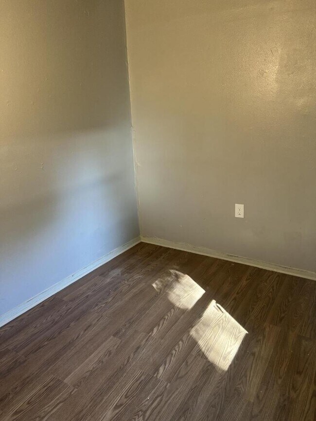 Foto del edificio - 411 Jackson St