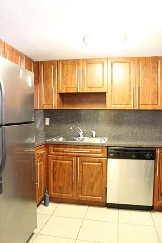 Building Photo - 2731 N Blair Stone Rd