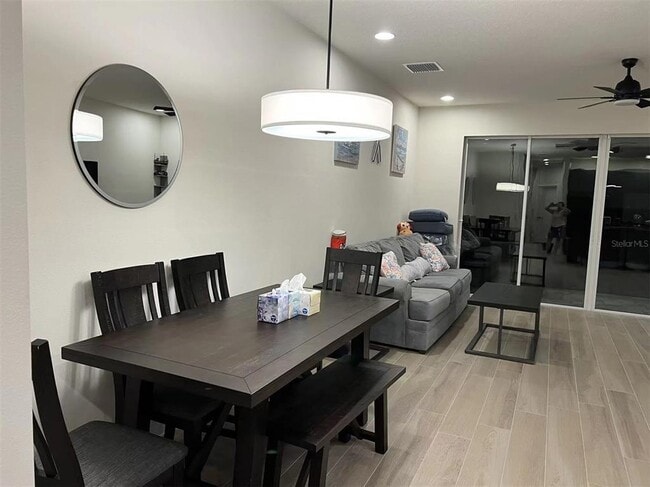 Foto del edificio - 17240 Blessing Dr