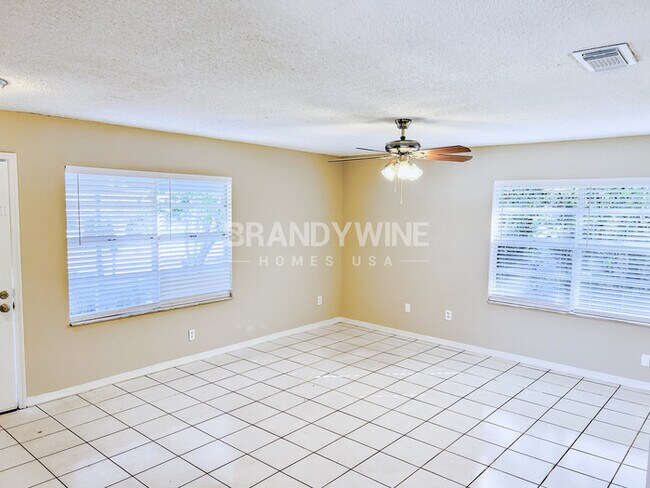 Building Photo - Discover Your Happy Place! Book a Tour & A...