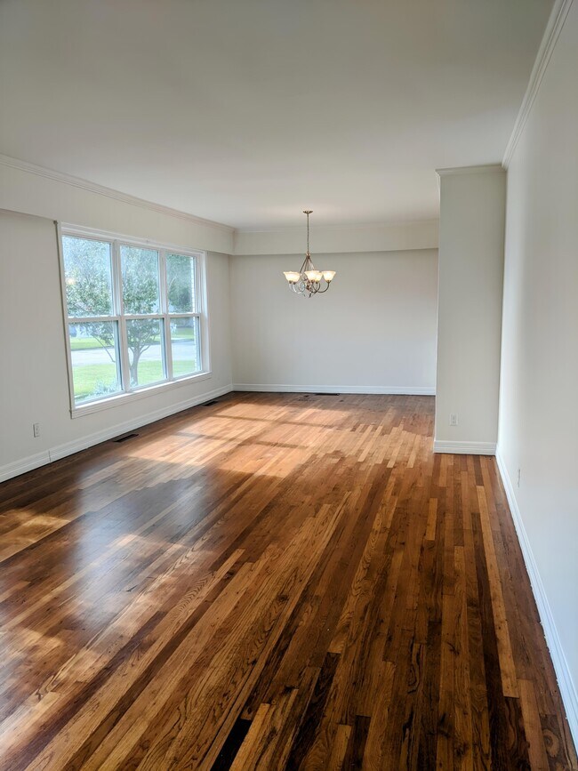 Foto del edificio - 3841 Austin Ave