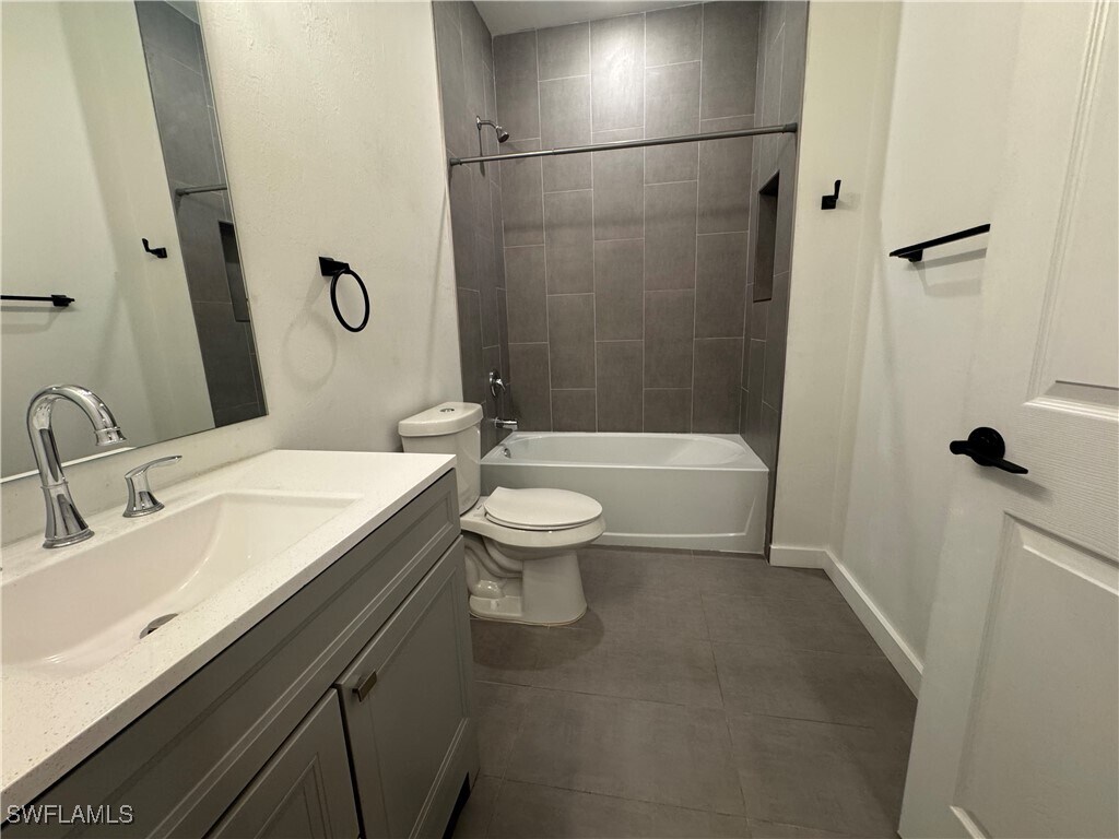 Building Photo - 4509 21st St SW