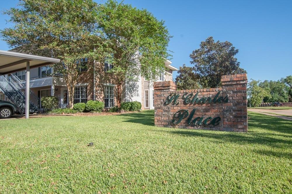 Foto principal - 533 Versailles Blvd