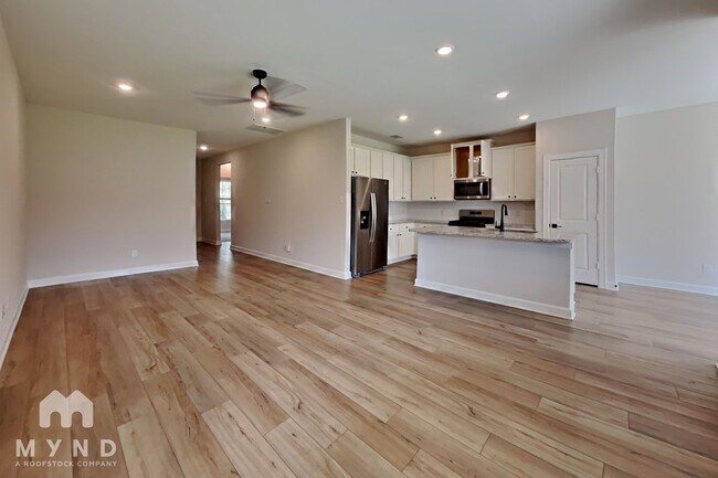 Foto del edificio - 6188 White Spruce Dr