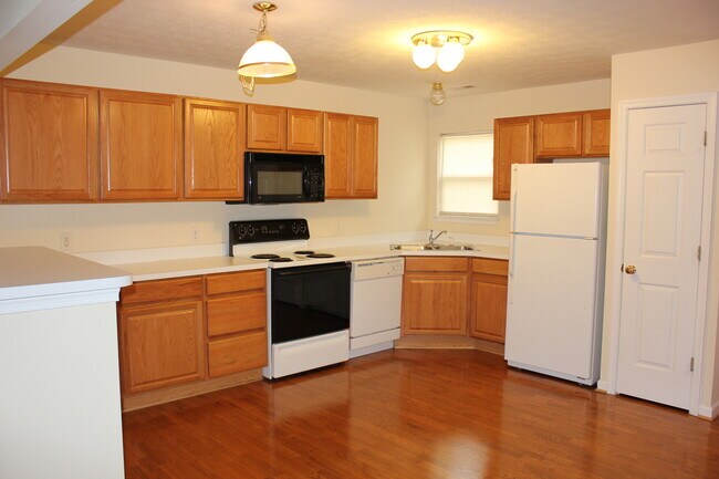 Foto del edificio - 3 Bedroom, 2.5 Bath Townhouse for Rent