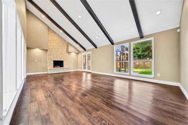 Building Photo - 22627 Indian Ridge Dr