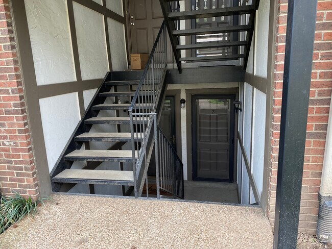 Photo - 5324 Edmondson Pike Apartment