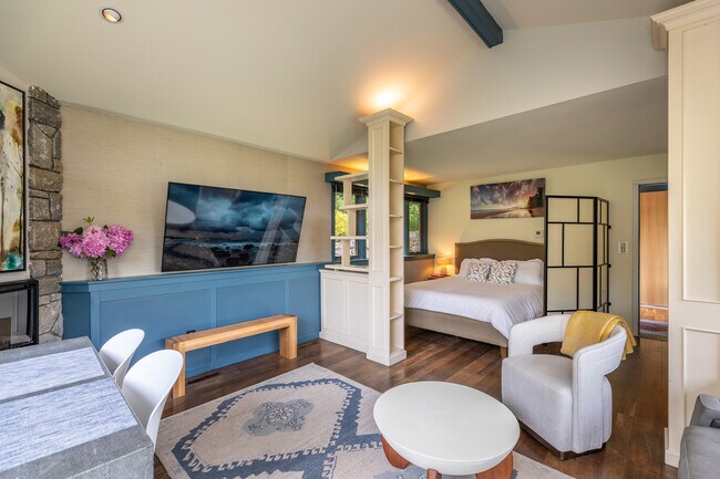 Foto del edificio - 250 Westledge Dr