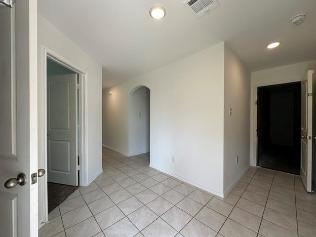Foto del edificio - 1202 Meadow Wood Ct