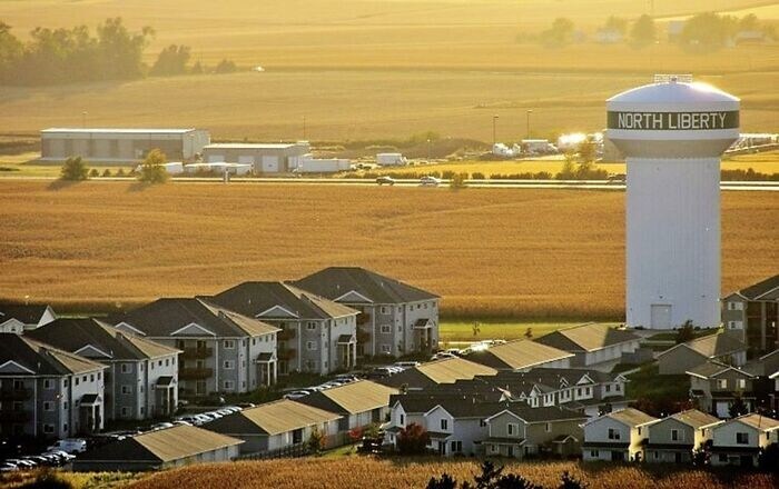 Foto principal - AVAILABLE AUGUST 1st