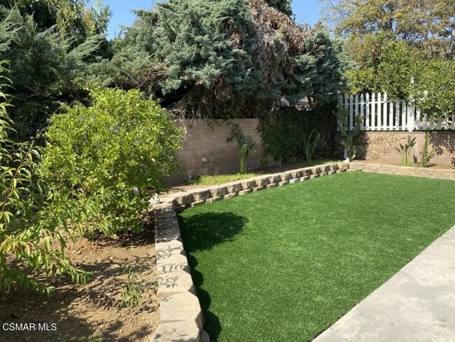 Building Photo - Welcome home to this spacious studio with one bathroom ADU in Newbury Park