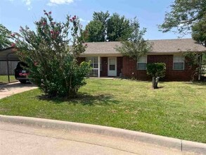 Building Photo - 180 Red Elk Dr