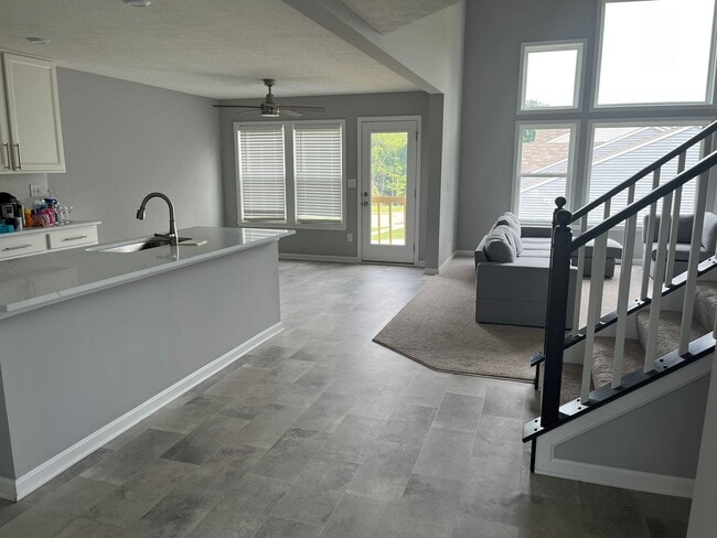 Foto del edificio - 2018 Poloview Pl