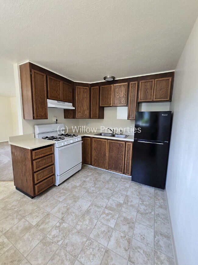 Foto del edificio - "Charming 1-Bedroom Duplex in Lakewood – C...