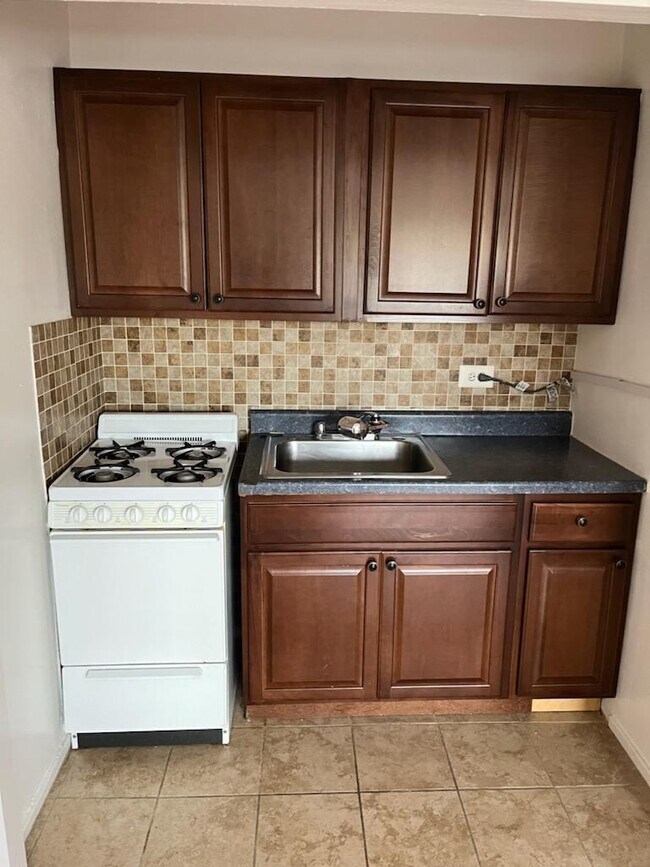 Foto del edificio - 2630 W Berwyn Ave