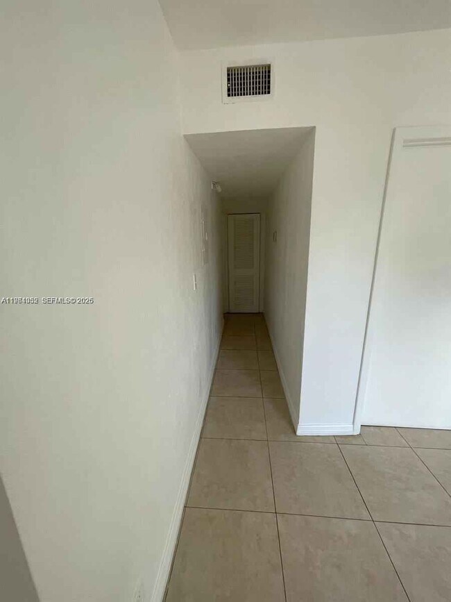 Foto del edificio - 2801 Mayo St