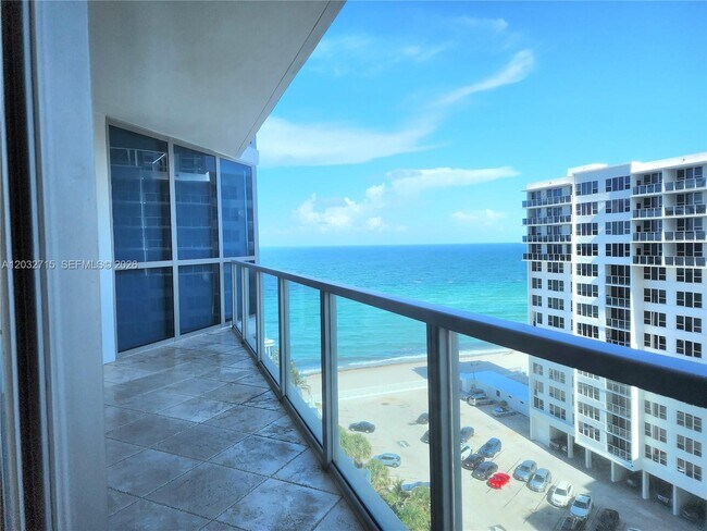 Foto del edificio - 3101 S Ocean Dr