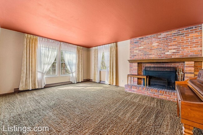 Building Photo - 4 br, 3 bath House - 8558 Tanglewood Rd